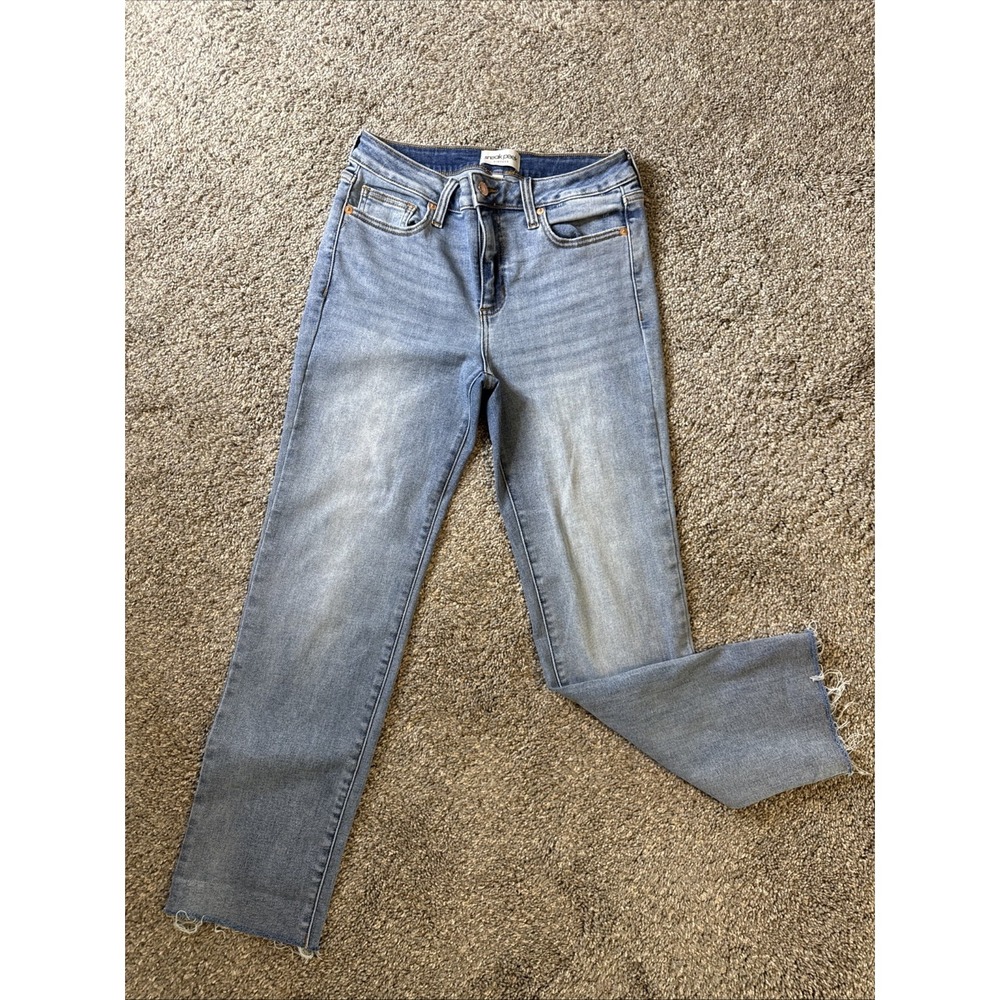 Sneak Peek Women's Jeans High Rise Distressed Light Wash Size‎ 27